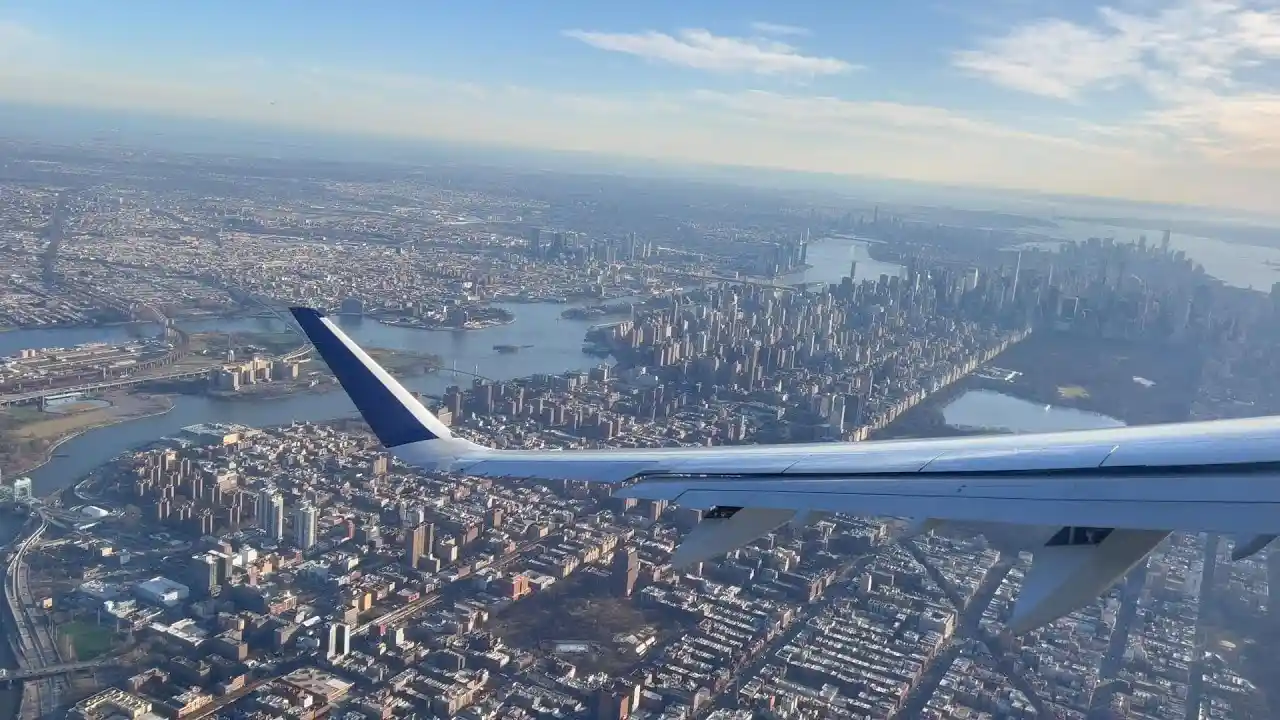 Flights from Miami Airport (MIA) to LaGuardia Airport (LGA)
